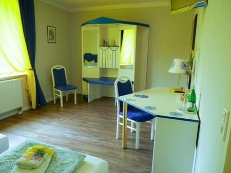 Hotel & Ristorante Positano Radeburg Ngoại thất bức ảnh